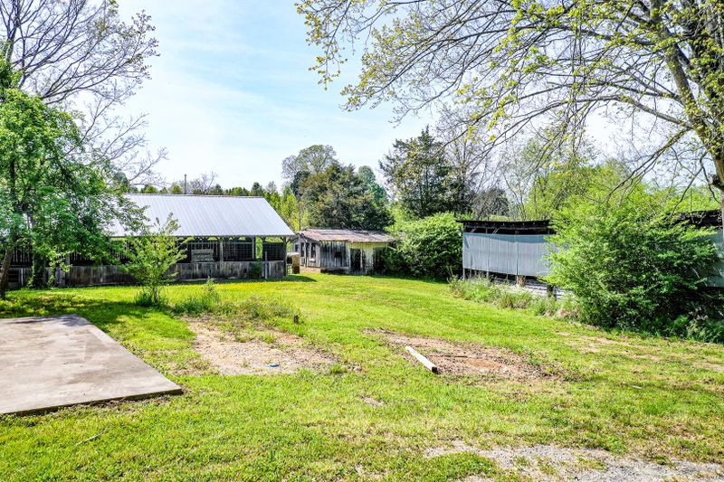 8005 Meadow Road West, Greenback, TN 37742