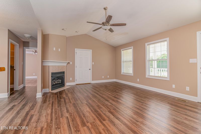 8007 Tazewell Pike, Corryton, TN 37721