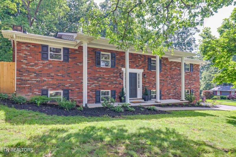8009 Berkshire Blvd #9, Powell, TN 37849