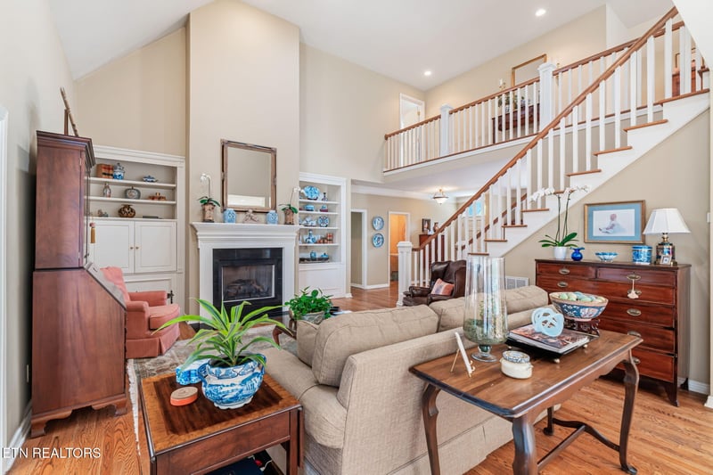 801 Mckinley Pointe Ln, Knoxville, TN 37934