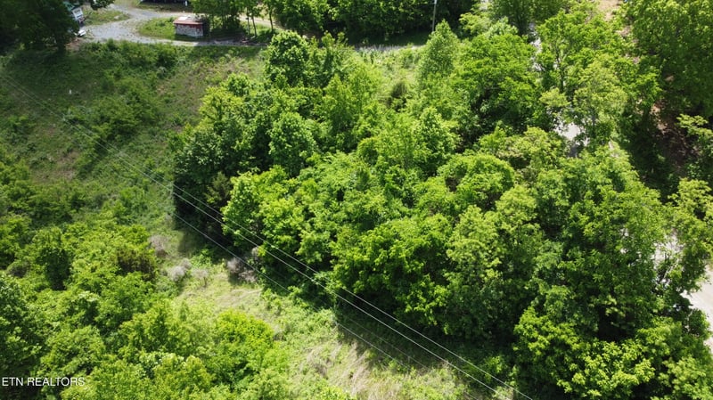 801 Old Highway 25e, Thorn Hill, TN 37881