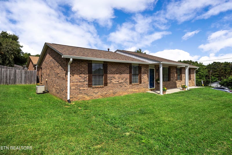801 Valerie Ln, Knoxville, TN 37938
