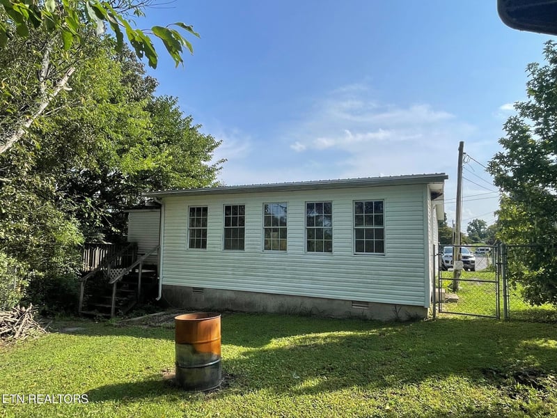 801 Wilson Rd, Maryville, TN 37801
