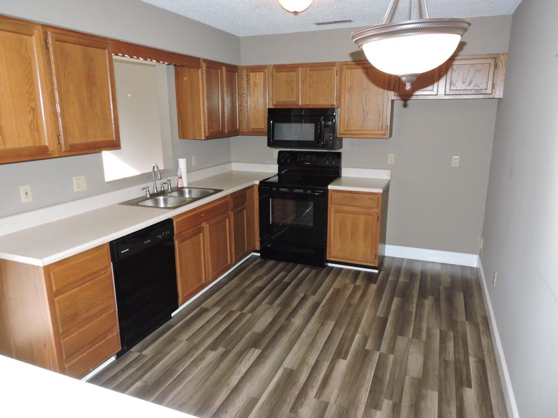 8013 Atmore Way, Powell, TN 37849