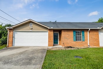 8015 Fenton Way, Powell, TN 37849