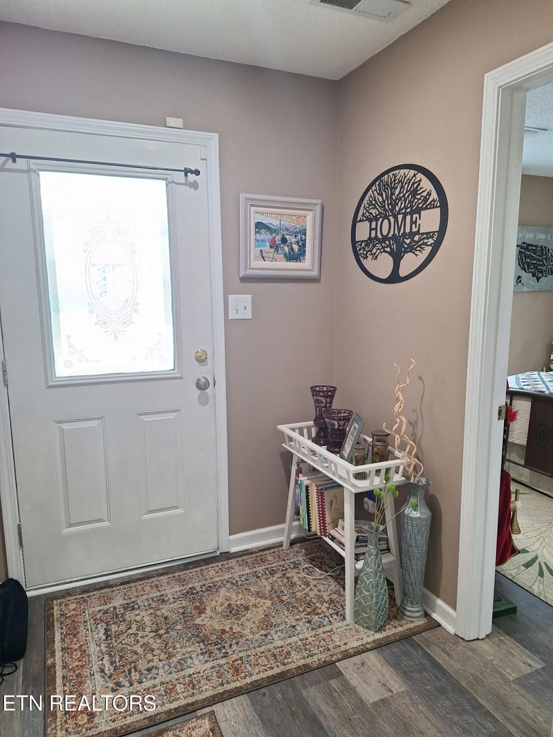 8016 Stablegate Way, Powell, TN 37849