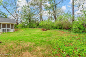 8017 Bennington Dr, Knoxville, TN 37909