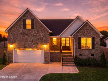 8017 Little Joe Rd, Powell, TN 37849