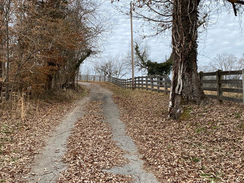 802 Lakeland Farms Rd, Lenoir City, TN 37772