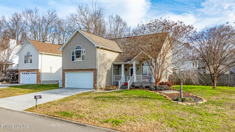 802 Station View Rd, Knoxville, TN 37919