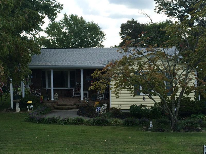 8021 Powell Heights Rd, Powell, TN 37849