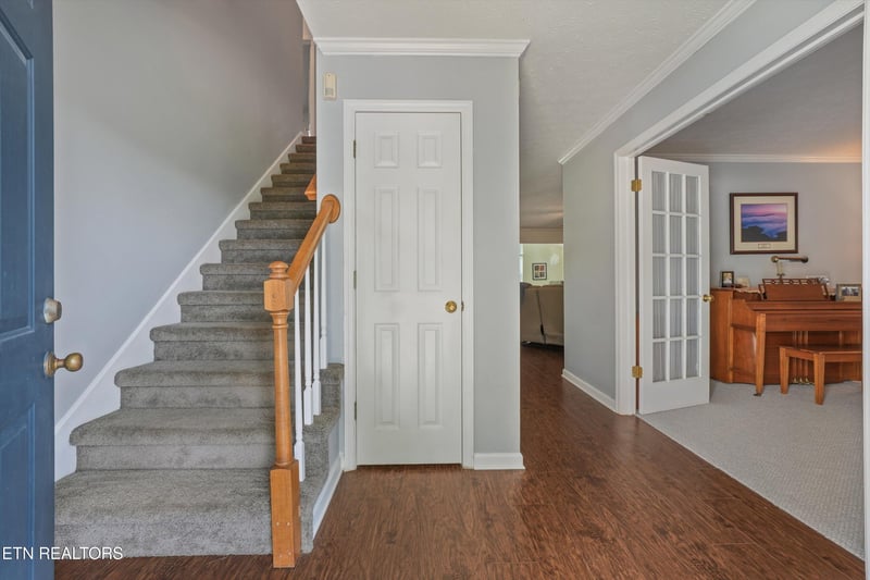 8022 Maple Run Ln, Knoxville, TN 37919