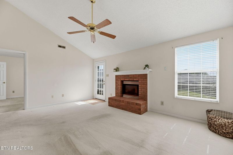 8024 Hansboro Way, Powell, TN 37849