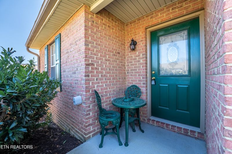 8024 Stablegate Way, Powell, TN 37849