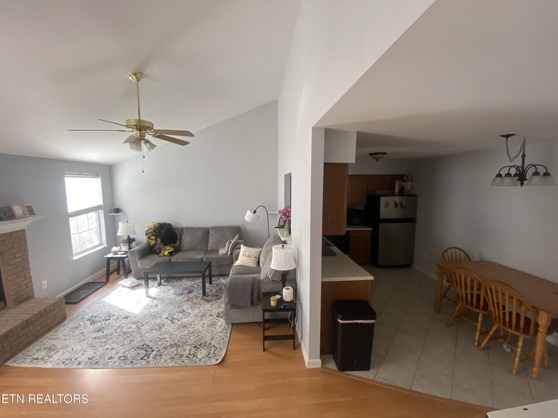 8025 Stablegate Way, Powell, TN 37849