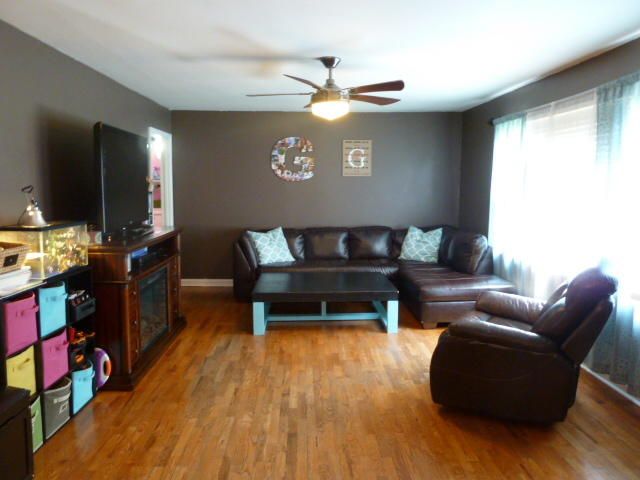 8029 Powell Heights Rd, Powell, TN 37849