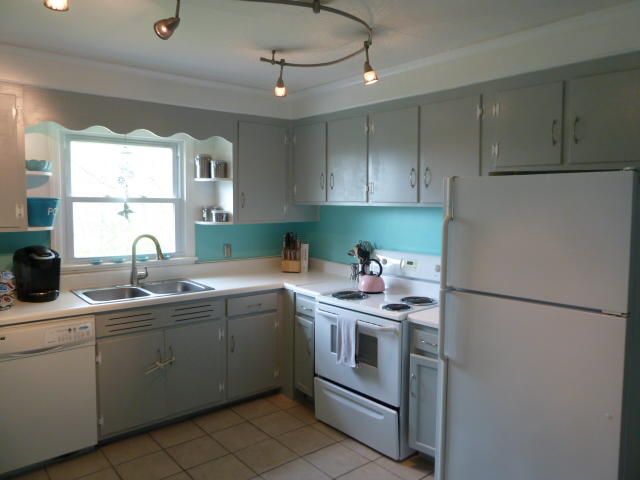 8029 Powell Heights Rd, Powell, TN 37849
