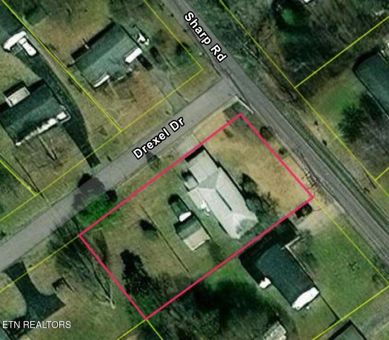 8029 Sharp Rd, Powell, TN 37849