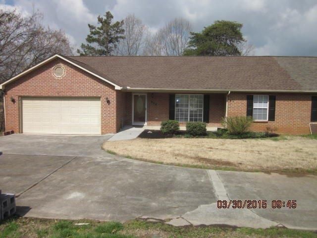 803 Stetson Dr, Maryville, TN 37801