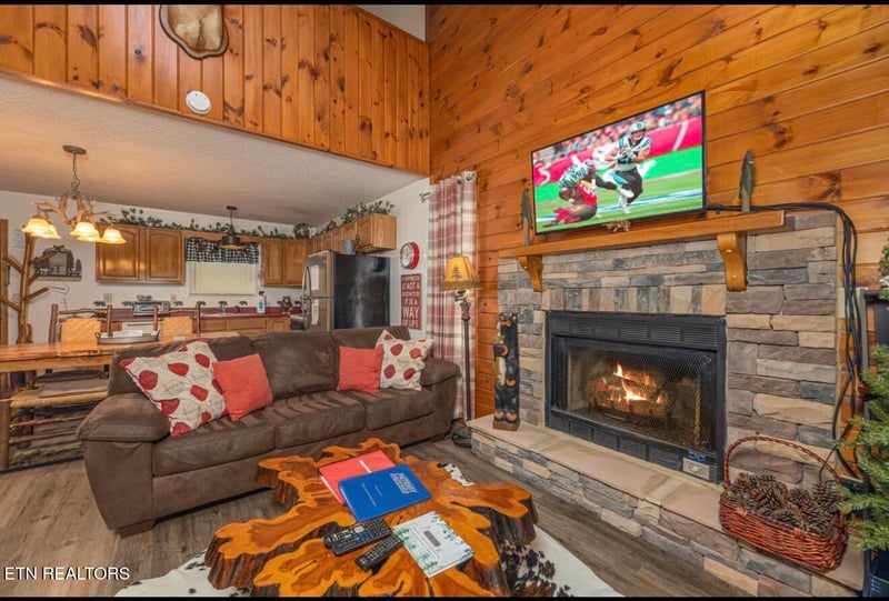 803 Sunrise Blvd, Sevierville, TN 37862