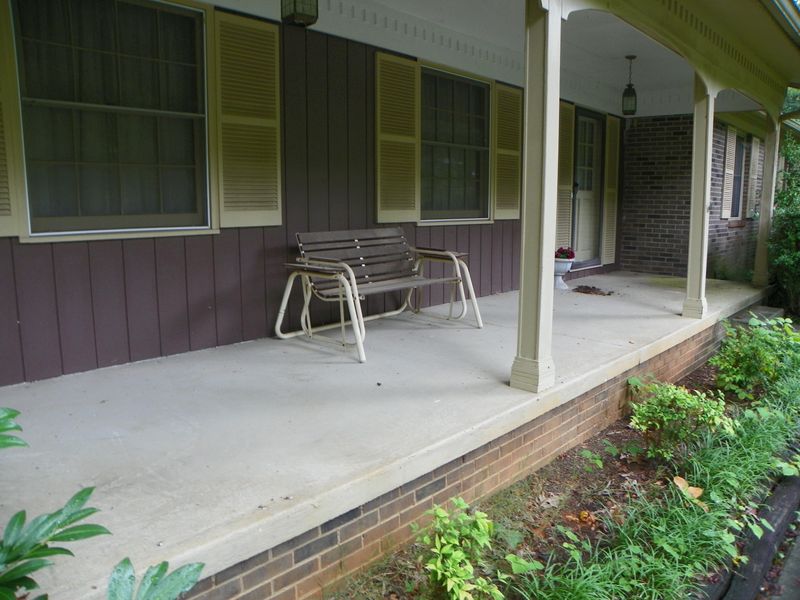 8039 NE Camberly Dr, Powell, TN 37849