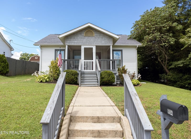 804 Mccaslin Ave, Sweetwater, TN 37874