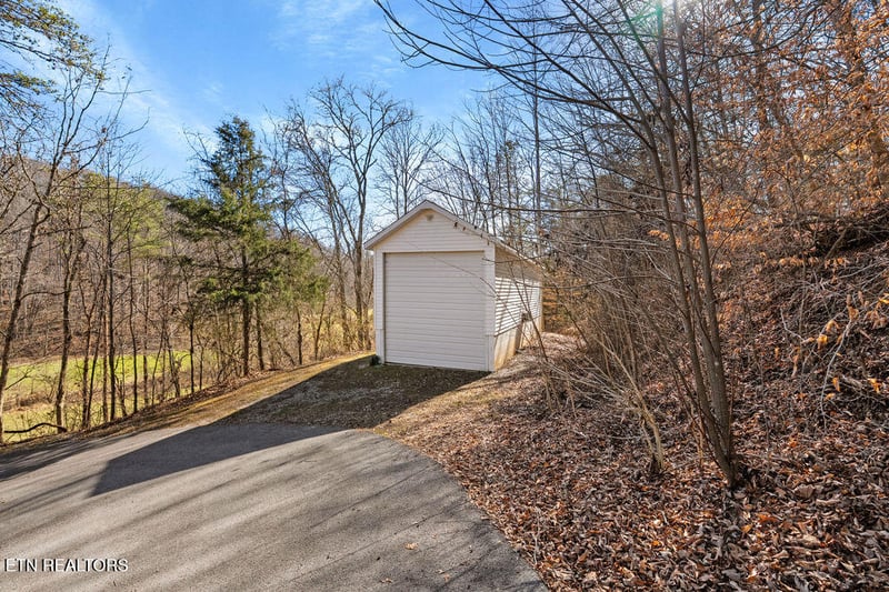 804 S Shiloh Rd, Seymour, TN 37865