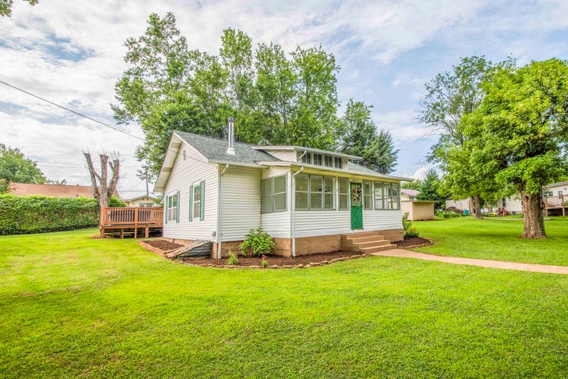804 Steekee Rd, Loudon, TN 37774