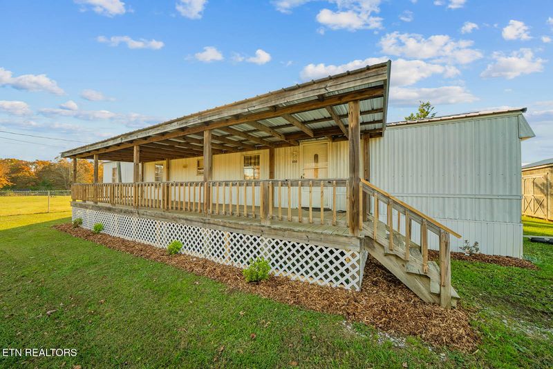 804 Vandever Rd, Crossville, TN 38572