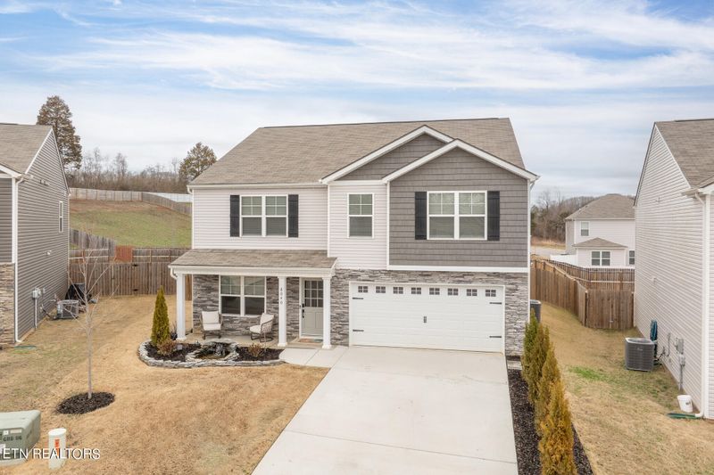 8040 Free Range Ln, Knoxville, TN 37938