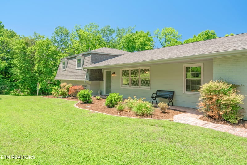 805 Butler Dr, Loudon, TN 37774