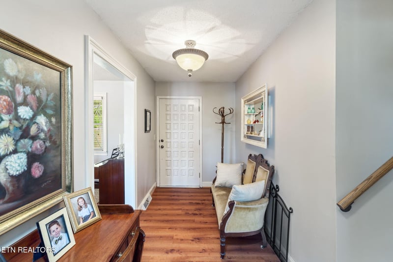 805 Butler Dr, Loudon, TN 37774