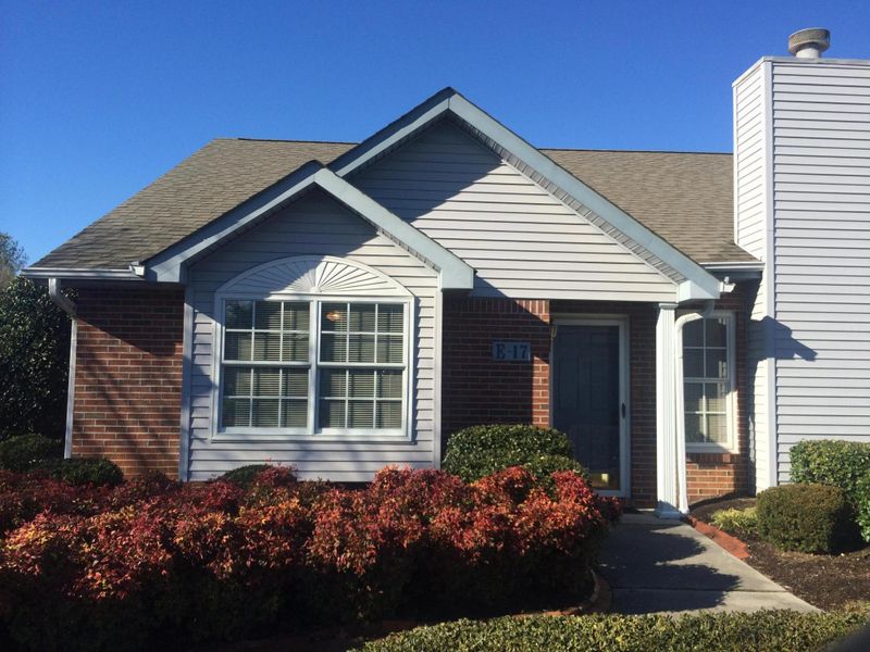 805 Cedar Ln #17e, Knoxville, TN 37912