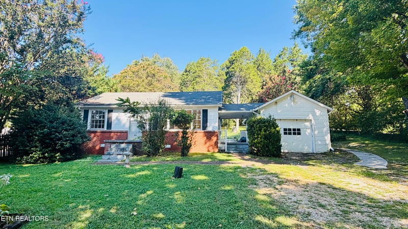 805 Metler Dr, Knoxville, TN 37912