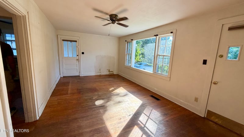 805 Metler Dr, Knoxville, TN 37912