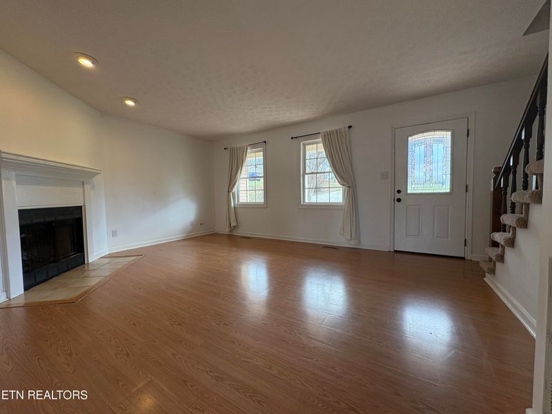 805 Tree Trunk Rd, Knoxville, TN 37934