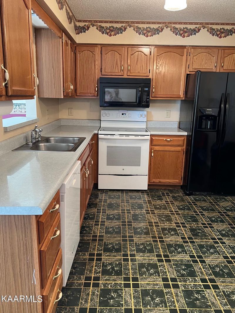 8052 Intervale Way, Powell, TN 37849
