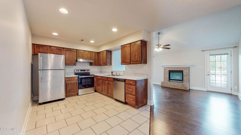 8052 Stablegate Way, Powell, TN 37849
