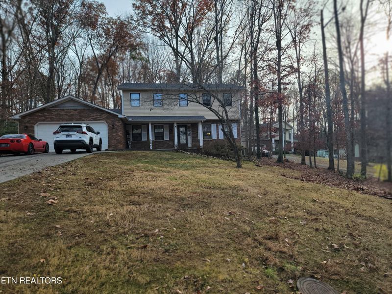 8056 Camberley Dr, Powell, TN 37849