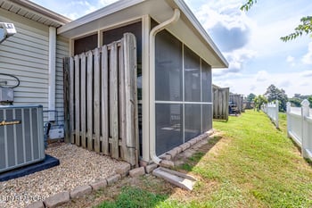 8058 Chambord Way, Powell, TN 37849