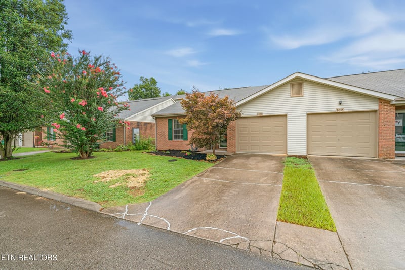 8059 Chambord Way, Powell, TN 37849