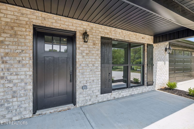806 Johnson Rd, Maryville, TN 37804