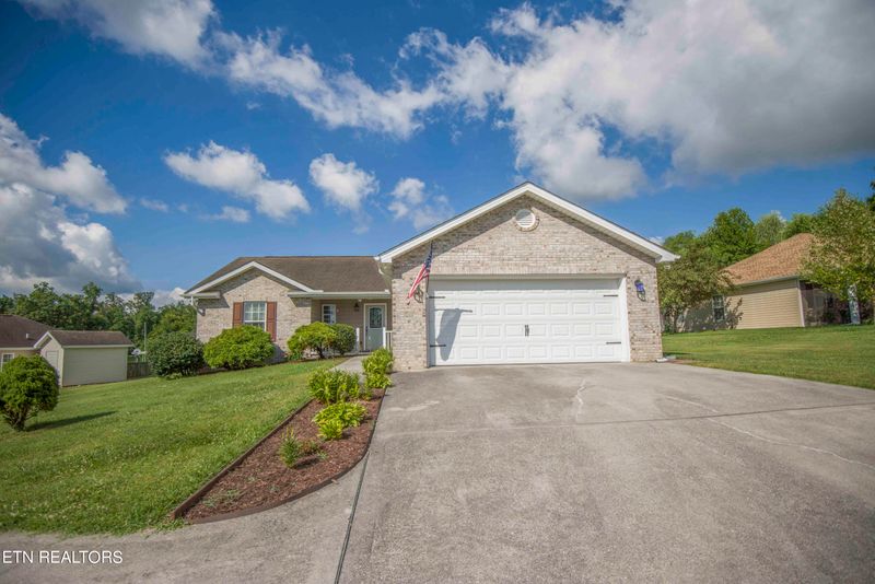 806 Wade Rd, Seymour, TN 37865