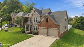 807 Brookwood Ln, Maryville, TN 37801