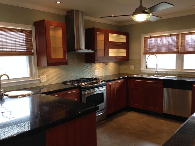 807 Robin Ln, Kingston, TN 37763
