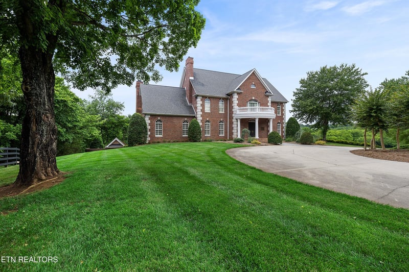 807 S Peters Rd, Knoxville, TN 37922