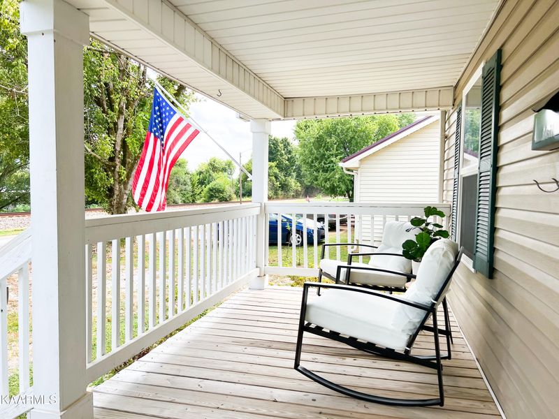 808 Commerce St, Loudon, TN 37774