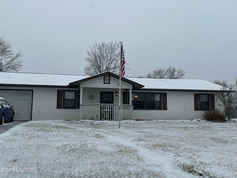 808 Dora St, Seymour, TN 37865