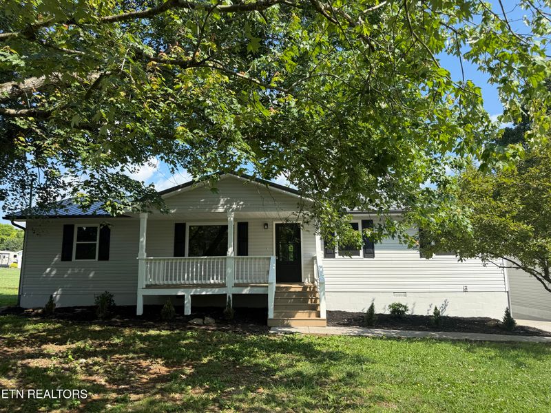 808 Eagle Den Dr, Seymour, TN 37865