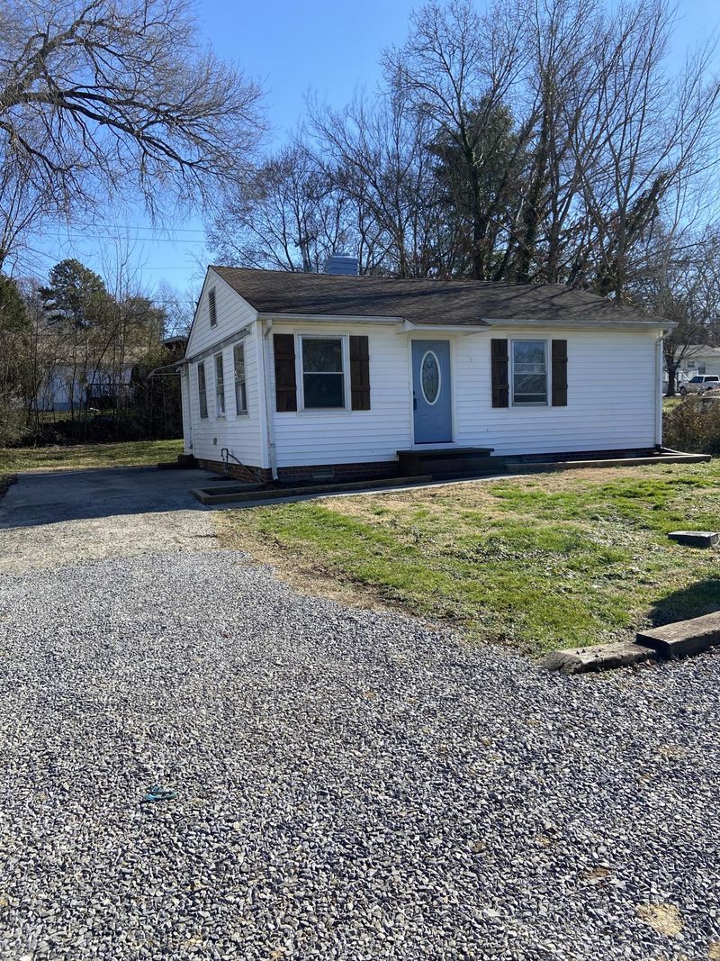 808 Gilbert Ave, Maryville, TN 37804